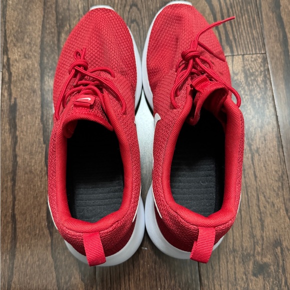 Nike Men’s Red Mesh Athletic Sneakers with White Soles - Picture 7 of 7